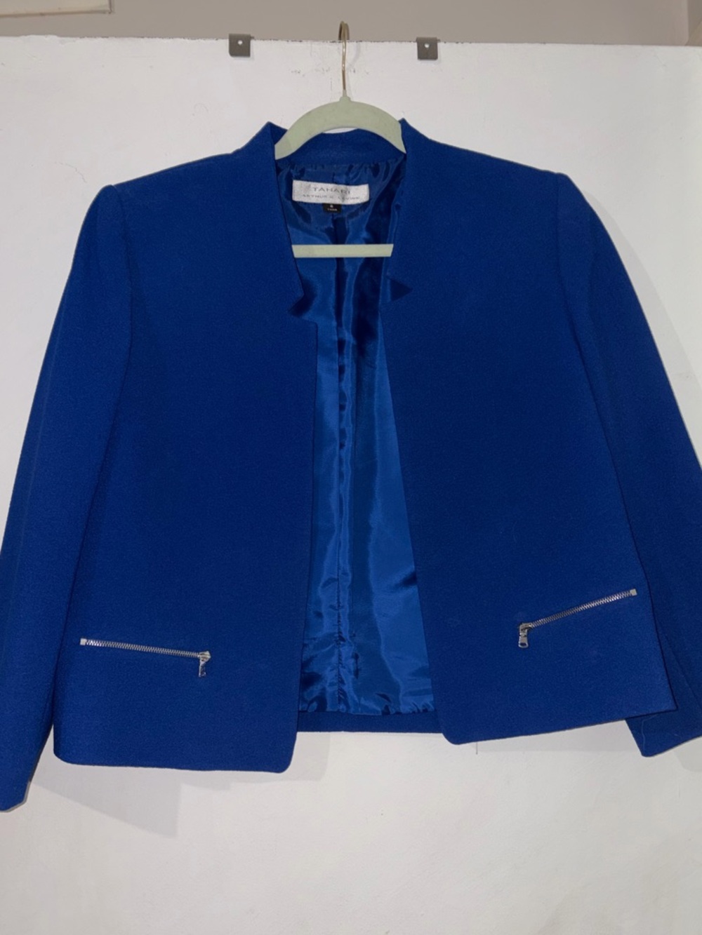 Tahari Arthur S. Levine Cobalt Blue Collarless Zip-Pocket Blazer - Picture 1 of 6